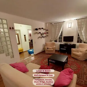 queen-zita-apartment.inbudapesthotels.com/